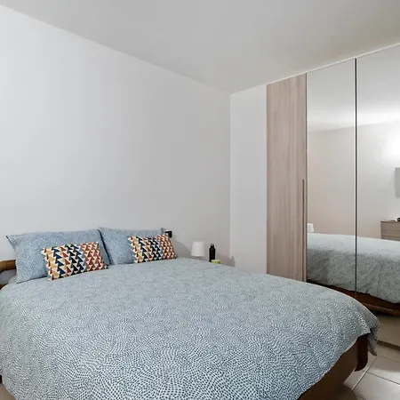 Apt With Panoramic Terrace! 公寓 *